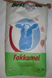 Volledig kunstmelkvoeder voor fokkalveren tot een uiterste leeftijd van 6 maanden.